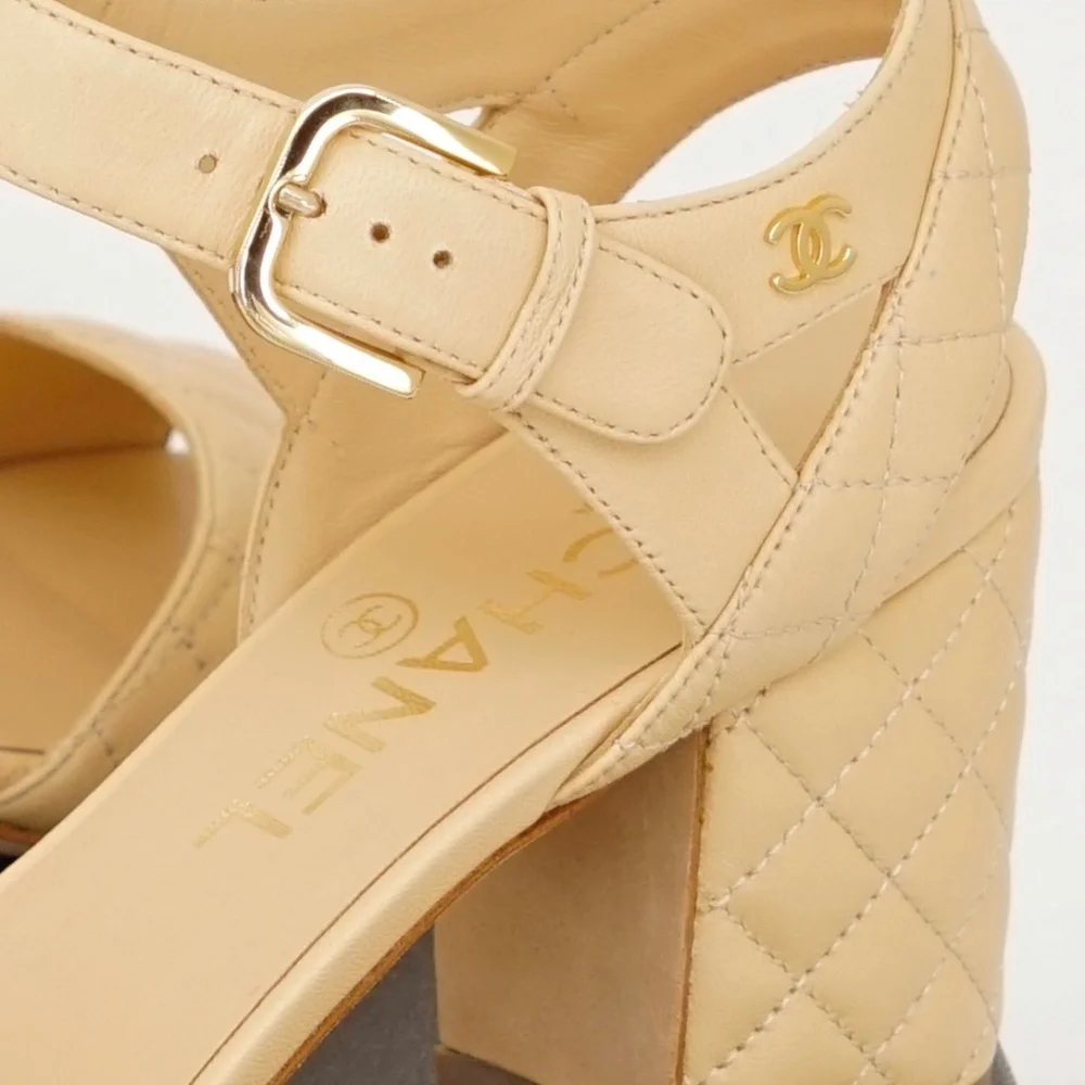 CHANEL Quilted Lambskin Sandals Beige - Picture 10 of 12